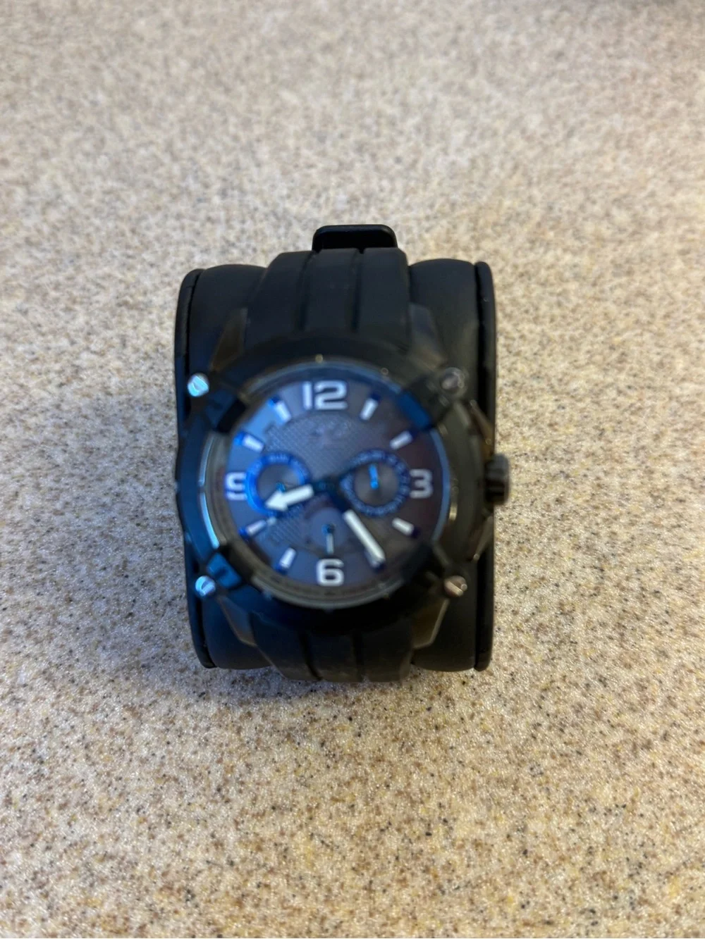 Mens Alpine Watch Rubber Strap Grey Dial Blue Accent
